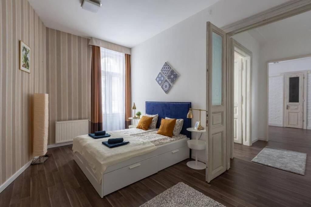 Chic, Captivating Space Near Opera House Budapešť Exteriér fotografie