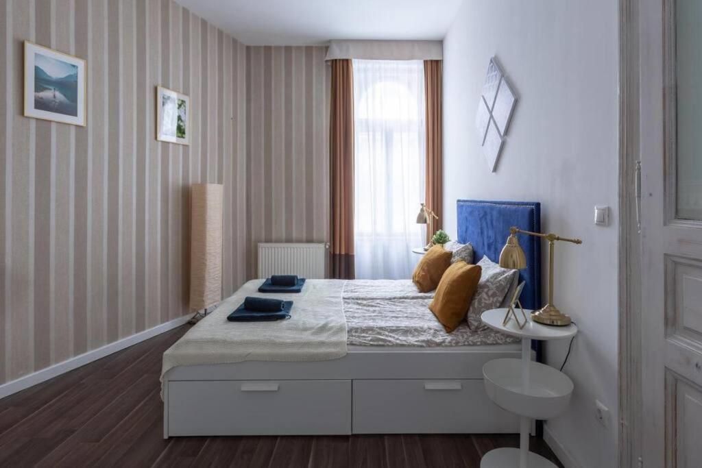 Chic, Captivating Space Near Opera House Budapešť Exteriér fotografie
