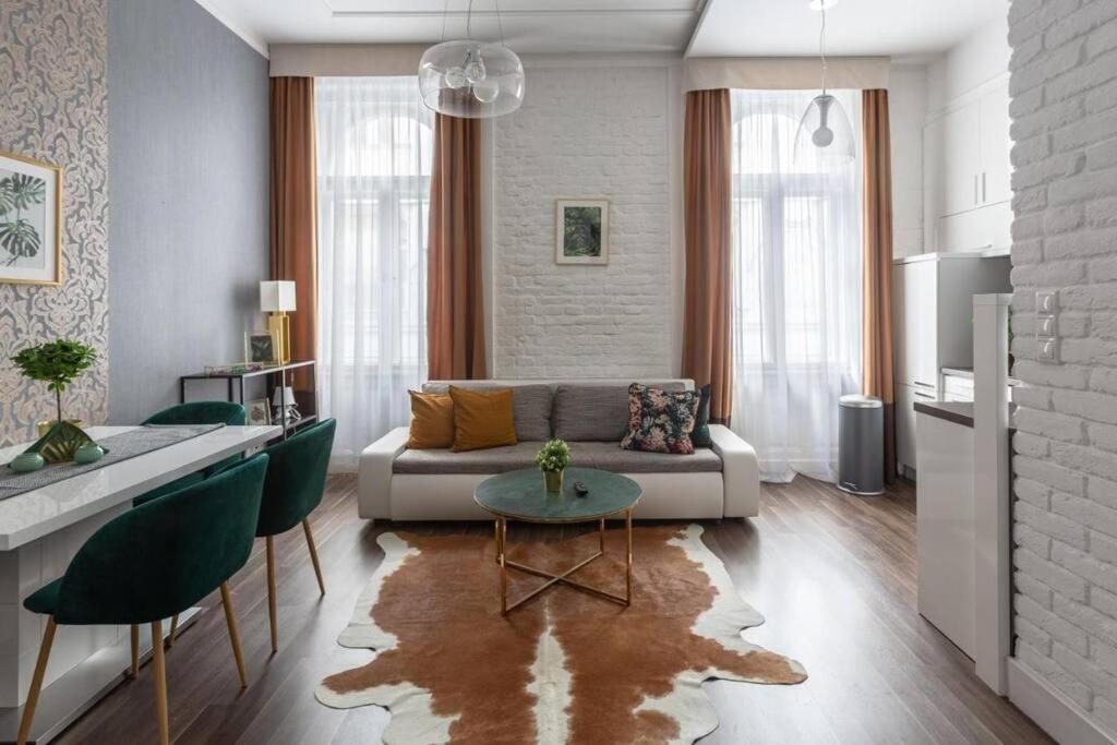 Chic, Captivating Space Near Opera House Budapešť Exteriér fotografie